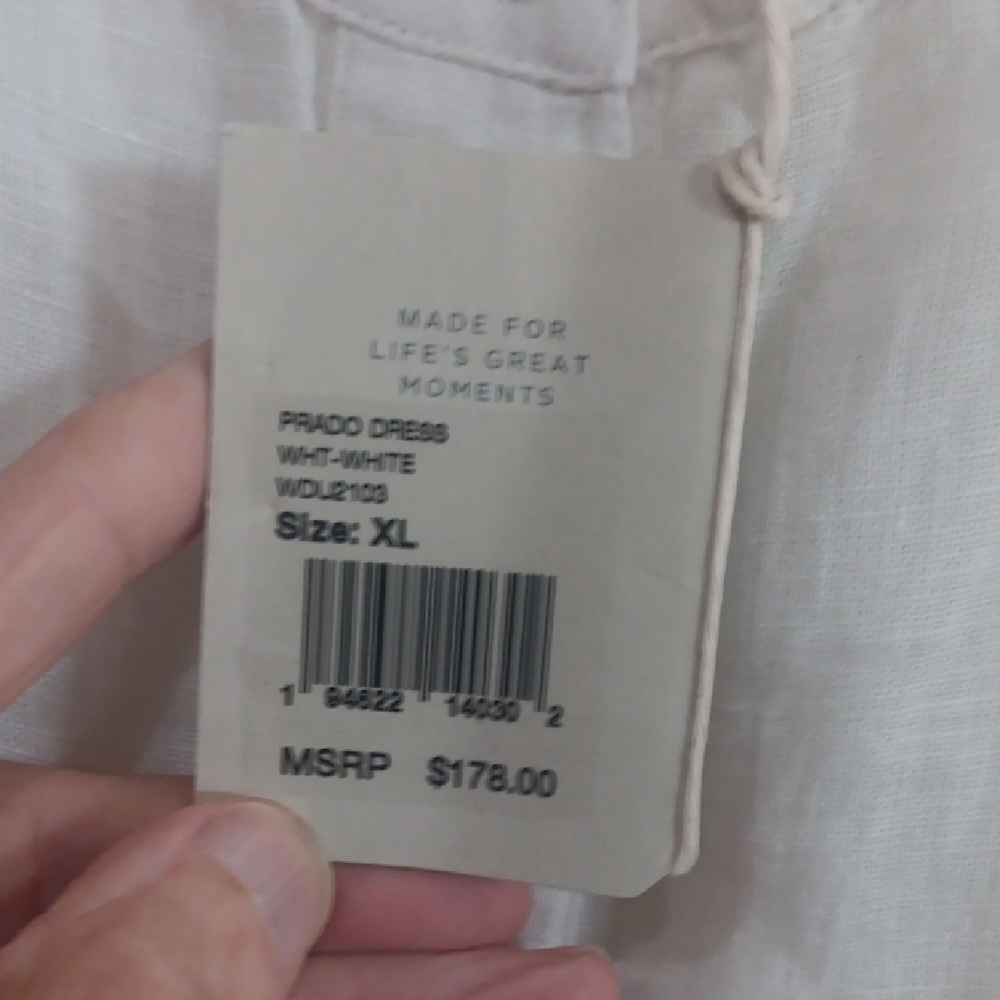 Lightweight White Button-Front Linen Dress - Picture 4 of 12